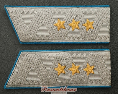погоны-генерал-полковника-авиации-на-сталь.китель-аверс-.jpg (5.44 МБ) 3494 просмотра погоны-генерал-полковника-авиации-на-сталь.китель-аверс-.jpg