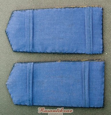 погоны-и-шеврон-капитана-корабля-реверс.jpg (5.41 МБ) 4164 просмотра погоны-и-шеврон-капитана-корабля-реверс.jpg