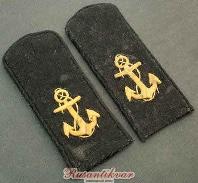 погоны-курсанта-воен-морск.училища-обр-43-г-аверс-про.jpg (5.44 МБ) 3136 просмотров погоны-курсанта-воен-морск.училища-обр-43-г-аверс-про.jpg