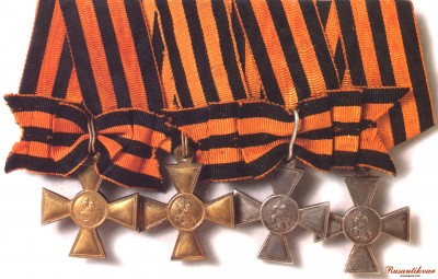 3. Георгиевские кресты для нижних чинов (4 степени)..jpg