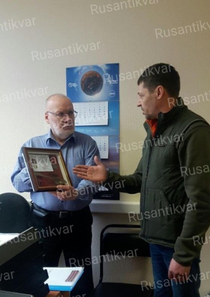 2. Родственники Смирнова М.Г. в гостях у поисковиков.jpg