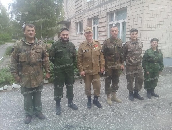 4. Владимирские поисковики перед выездом на Смоленщину..jpg