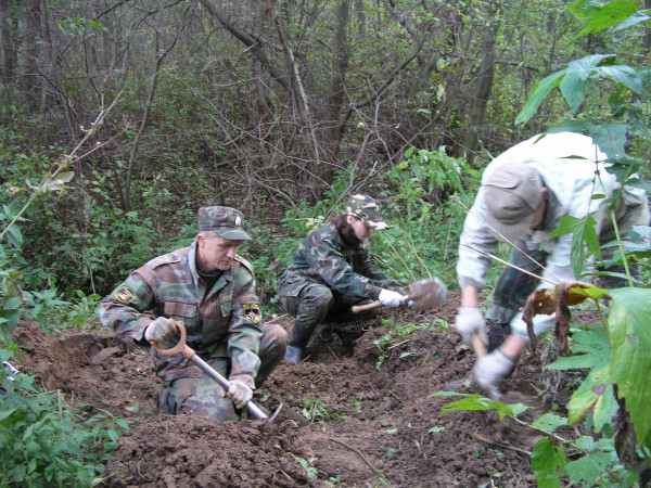 Раскопки верхового бойца.JPG