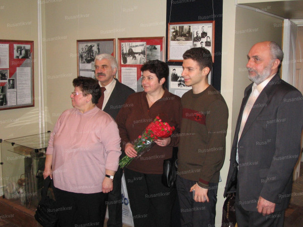 Родственники Михаила Борисовича Лобанова.jpg