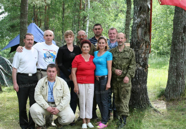 Поисковый отряд Витязь (в кавычках), г. Смоленск.jpg