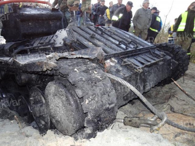 12.Такие обрезиненные траки мы находили и в наших краях....JPG