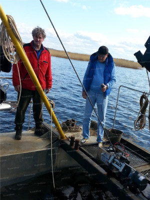 3.В экспедиции принял участие губернатор Ленинградской области (справа)..jpg