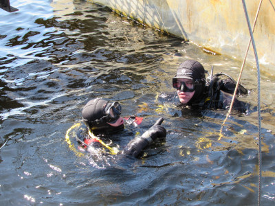 5. Одним из важнейших этапов экспедиции является работа водолазов..JPG