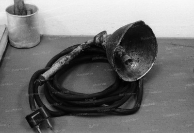 5.Лампа-переноска, обнаруженная при раскопках..jpg