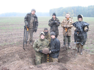 3. Работа на поле под с. Шведчики.JPG