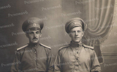 Юнкер Зилинг А.К. (слева)..jpg