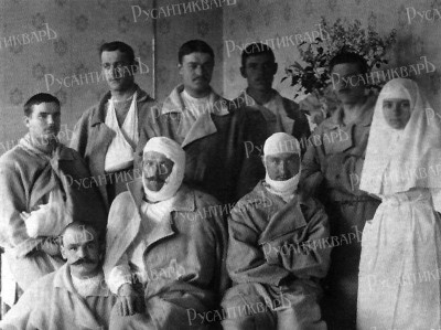 Фридрих Бриедис в военном госпитале..jpg