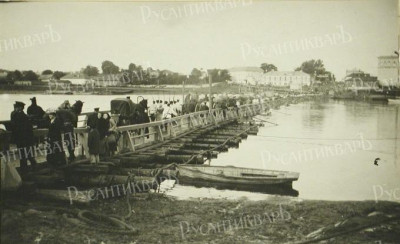 Переправа через реку во время псковских маневров (1903г.).jpeg