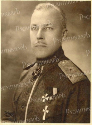 Генерал-лейтенант Витковский В.К. в форме лейб-гвардии Кексгольмского полка..jpg