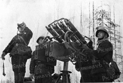 Зенитная пулемётная установка М4 образца 1931 года..jpg