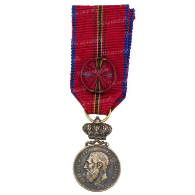 B-av.jpg