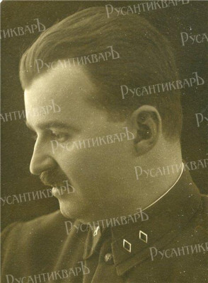 Генерал-лейтенант Петровский Л.Г..jpg
