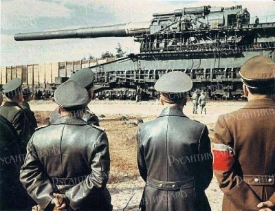 Железный монстр Дора.jpg