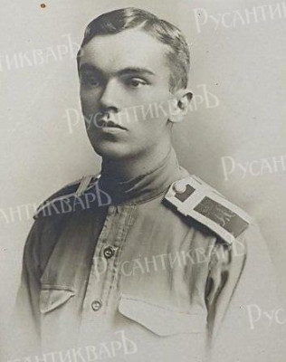 Младший портупей-юнкер Николаевского инженерного училища К. В. Торопов.jpg