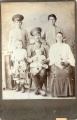 Фото казака с семьей